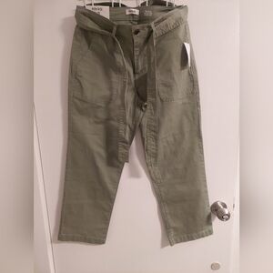 Kensie Women's Olive Green Ankle Jeans